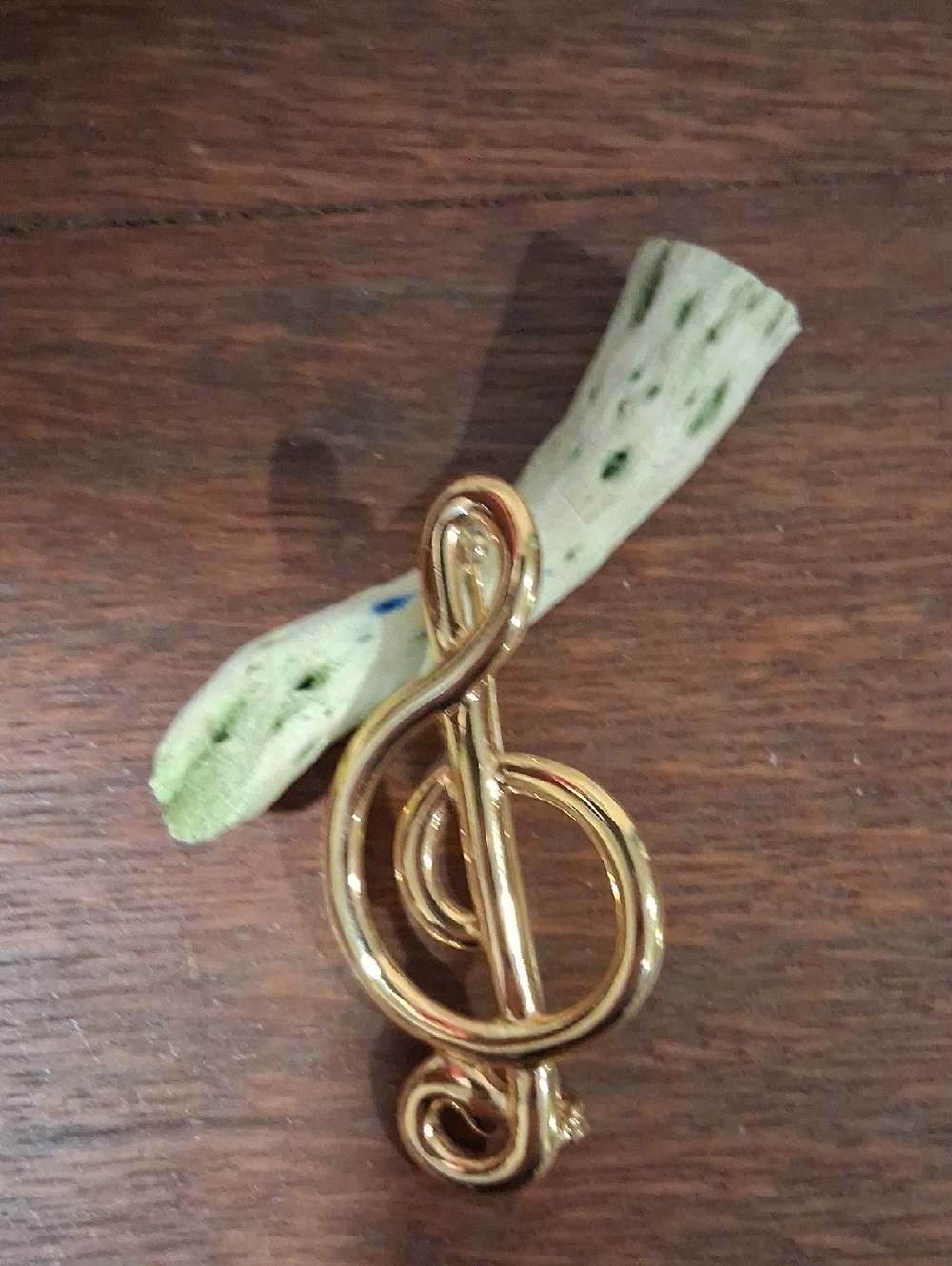 Gold Treble Clef Music Note Brooch - Gold Tone Women’s Pin